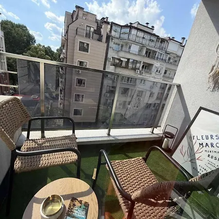 Apartament The Place By T *